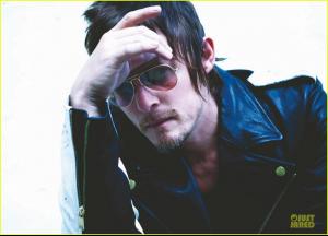 norman-reedus-glow-feature-november-2012-02.jpg