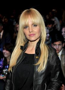 Mena+Suvari+G+Star+Front+Row+Fall+2011+Mercedes+OVISZU7KNZjl.jpg