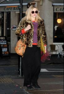 Fearne Cotton 2012-12-05 - At Radio BBC Studios in London (6).jpg
