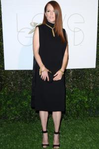 JMoore_V_14jan13_Golden Globes benefit hosted in her honour by LoveGold .jpg