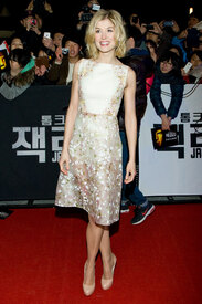 RPike_V_14jan13_South Korea premiere of Jack Reacher .jpg