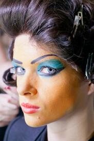 Vivienne_Westwood_Spring_2013_Backstage_yu6j60w_J.jpg