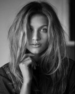 SaintTropez_AW12_SHOT04_001-2.jpg