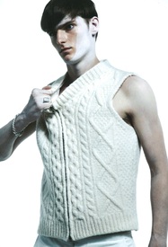 Alexander_Beck_-_Commons_Sense_-_Taku_3.jpg