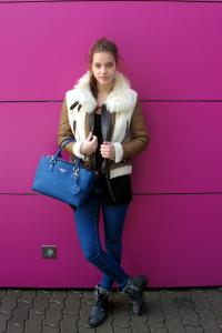 11791_barbara_palvin_street_style_592.jpg