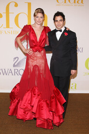 Zac_Posen_2009_CFDA_Fashion_Awards_Arrivals_q_TQS.jpg