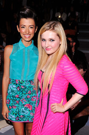 AbigailBreslin09132012NanetteLeporeFashionShowinNYC8.jpg