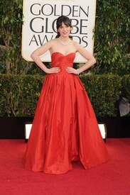 Zooey Deschanel - 70th Annual Golden Globe 017.jpg