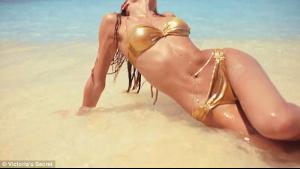 article-2262730-16F4AAE0000005DC-690_634x356_zpsb7fae88c.jpg