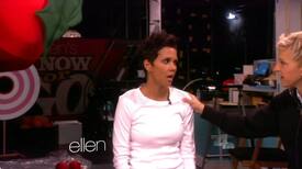 ScreenCapsImagesOfHalleBerryOnEllen12.09.201217.jpg