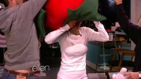 ScreenCapsImagesOfHalleBerryOnEllen12.09.201220.jpg