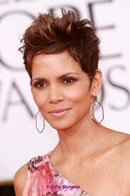 HalleBerry70thAnnualGoldenGlobeAwardsinBeverlyHills01.13.20137.jpg