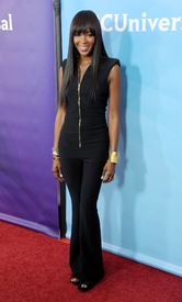 Naomi Campbell attends the NBC Universal 2013 TCA Winter Press Tour in Pasadena 7.1.2013_20.jpg