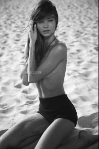 photographers-nick-leary-swim-miranda-kerr-3.jpg