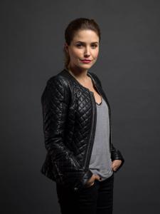 sophia-bush-chicago-p_d-portrait-session-in-new-york_3.jpg