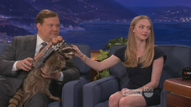 Amanda_Seyfried_Conan_2012_02_21_720p_4.jpg