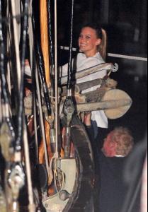 Bar+Refaeli+Cannes+Festivities+6vB9d6svW_Ol.jpg