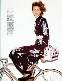 02-2015-elle-page-008.jpg