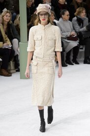 chanel-haute-couture-spring-2015-pfw22lexi.jpg