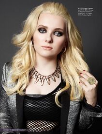 abigail-breslin-icon-magazine-new-year-s.jpg