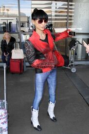 Bai Ling at LAX airport in L.A. 22.1.2015_05.jpg