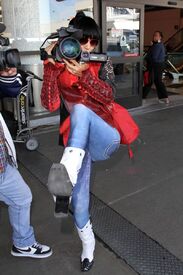 Bai Ling at LAX airport in L.A. 22.1.2015_07.jpg