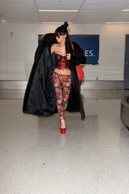 Bai Ling at LAX Airport in L.A. 27.1.2015_09.jpg