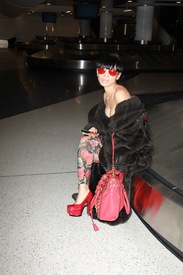 Bai Ling at LAX Airport in L.A. 27.1.2015_29.jpg