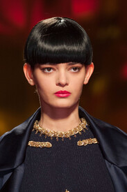 Schiaparelli_Spring_2015_Details_I7_Fuui3r7_DEx.jpg