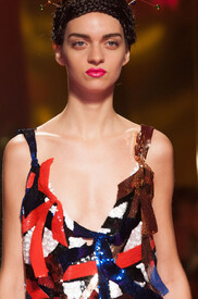 Schiaparelli_Spring_2015_Details_5a_Wv_Ccqy_Wcix.jpg