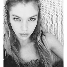 stellamaxwell3.jpg