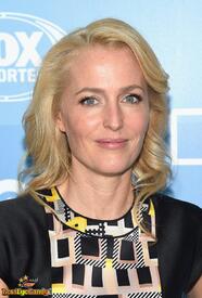 Gillian_Anderson_3109261_BestEyeCandyCOM.jpg