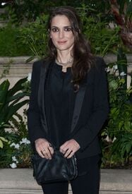 winona-ryder-attends-homefront-movie-los-angeles-press-conference_7.jpg