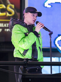 jessiej311215BZNimage1.jpg