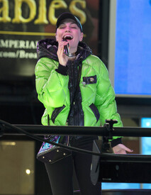 jessiej311215BZNimage3.jpg