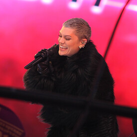 jessiej311215BZNimage25.jpg