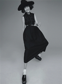 Xiao-Wen-Ju-By-Benny-Horne-For-Vogue-Australia-March-2015-1.png