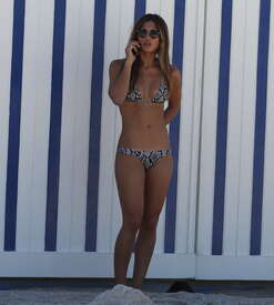 Rocky-Barnes-in-Bikini--05.jpg