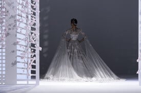 RalphRussoSpring2016X-XUqobLUI4x.jpg