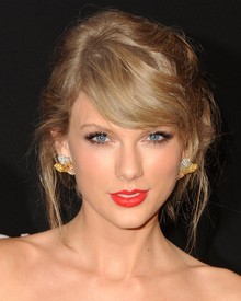 tduid4363_TaylorSwift10.jpg