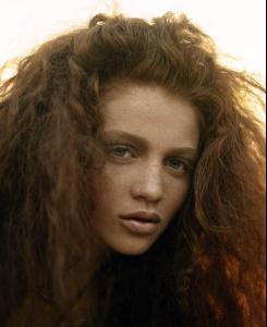 cintia20closeupts3.jpg
