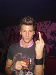 post-16544-1203225847_thumb.jpg