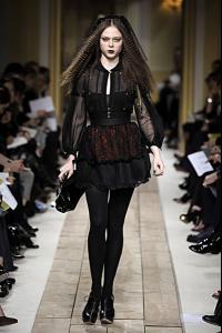 39359_LUEL_AW08_0532_122_356lo.jpg