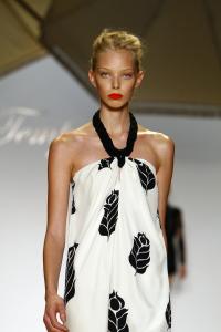 Tanya_TSS08LFSR_02.jpg