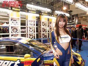 130_0705_005_z_tokyo_auto_salon_weds_sport_race_queen.jpg