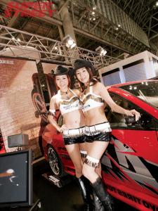 130_0705_066_z_tokyo_auto_salon_import_models.jpg