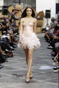 69497_aad_ss08_077_Celebrity_City_FS_123_51lo.jpg