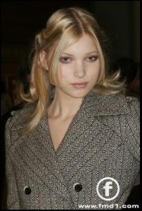 000000099834_elsa_hosk_fullsize.jpg