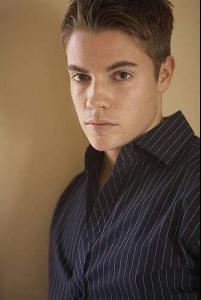 josh_henderson_dot_net_modeling2005_set1_004.jpg