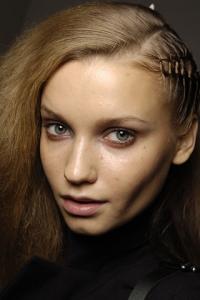 Laura_Blokhina_at_the_backstage_of_Pucci_ss_2008_fashion_show.jpg